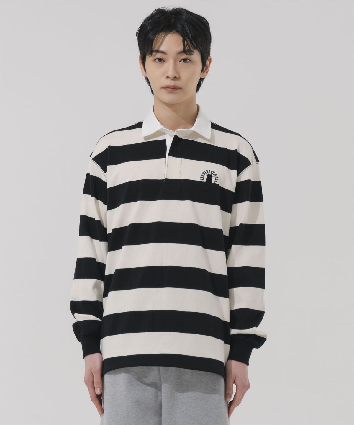 바쥬비쥬(BAJOO BIJOO) CIRCLE EMBROIDERY OVER-FIT RUGBY SHIRT [BLACK]