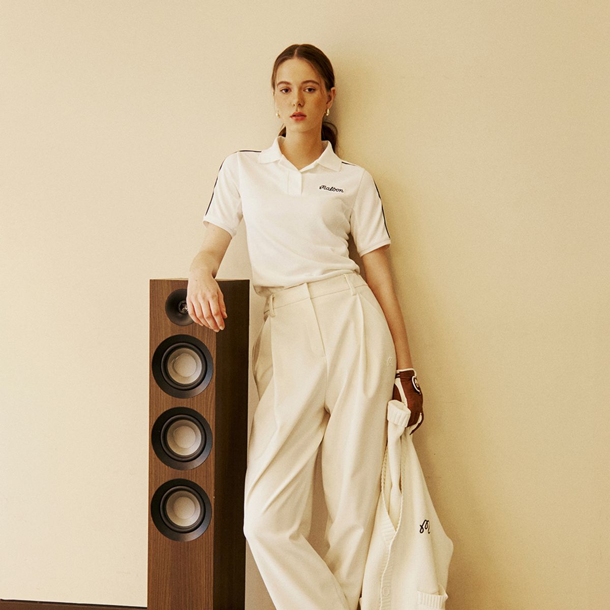 말본 골프(MALBON GOLF) 말본 스크립트 폴로 티셔츠 OFF WHITE (WOMAN)