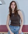 3898582