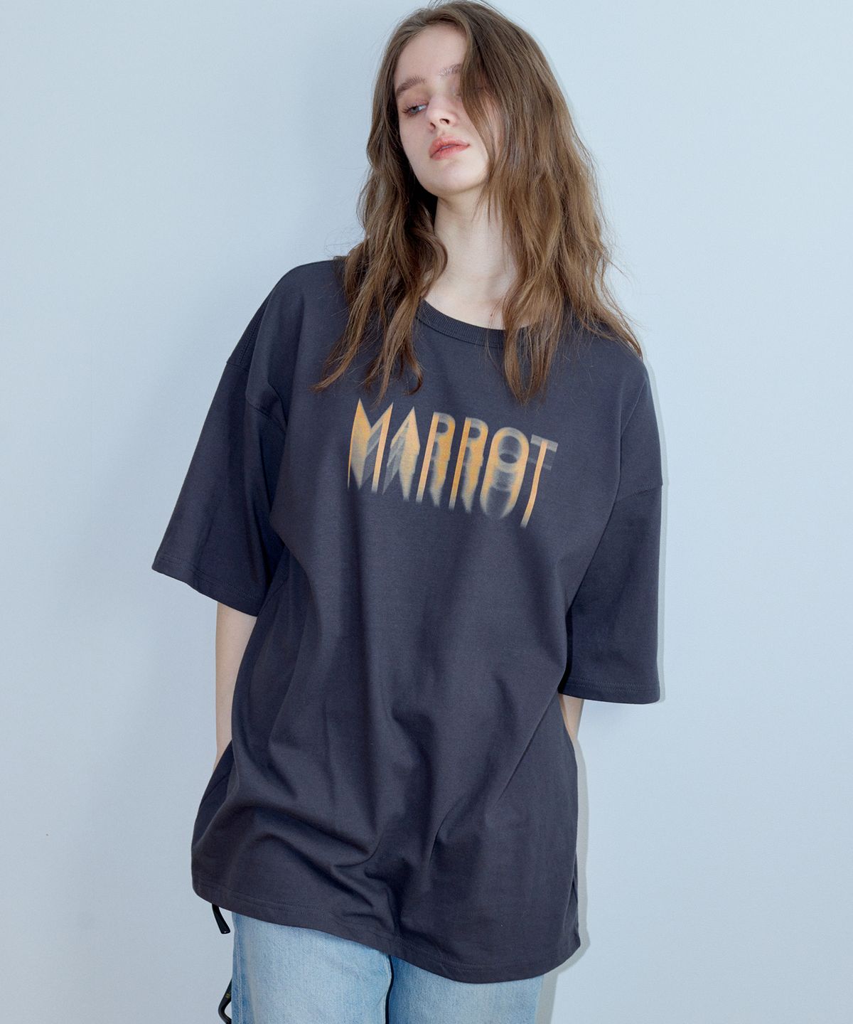 마롯(MARROT) SPRAY OVERSIZED T-SHIRT_CHARCOAL