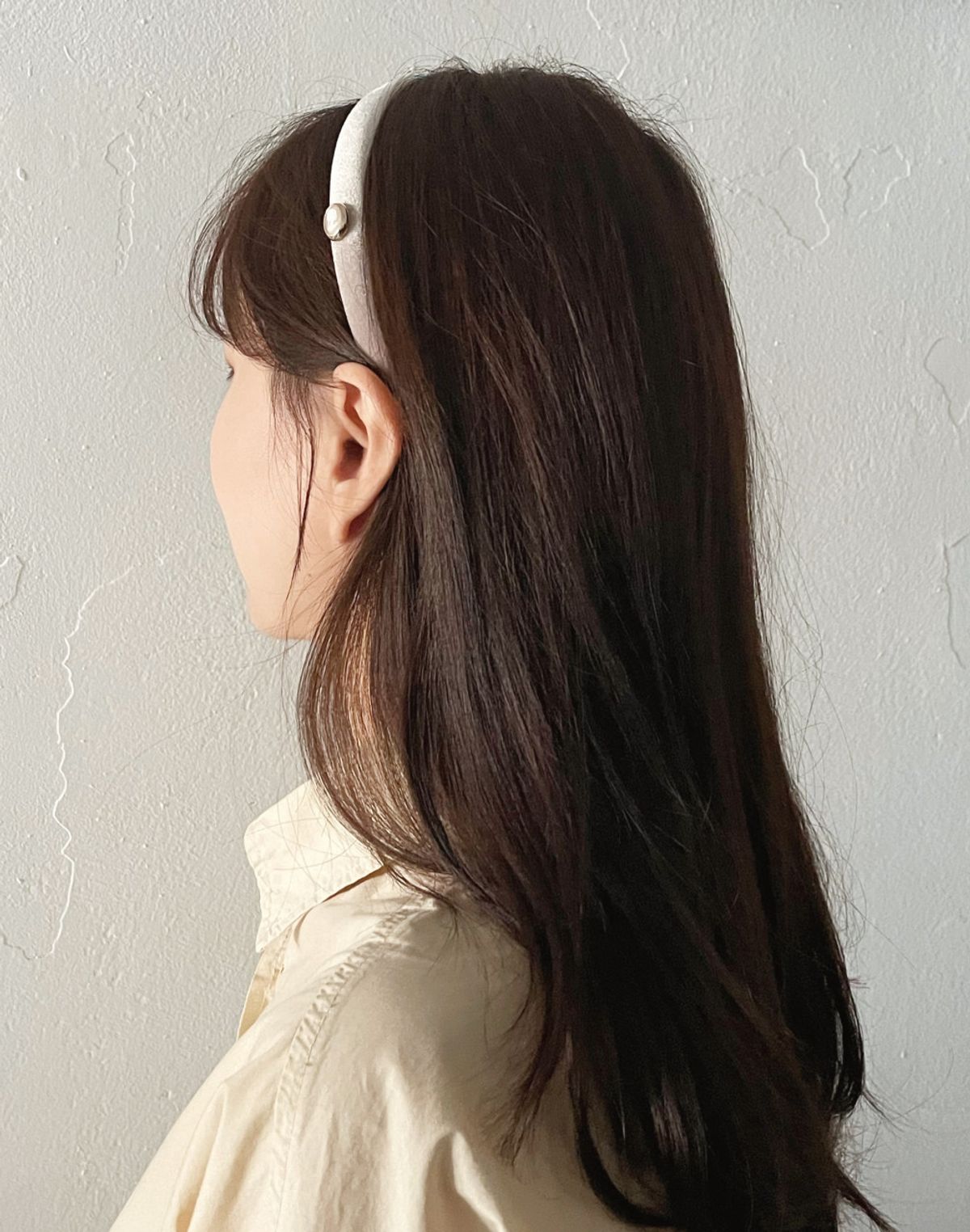 오에이알(OAR) 빈티지 무드 카메오 벨벳 슬림 헤어밴드 [빈티지 베이지]