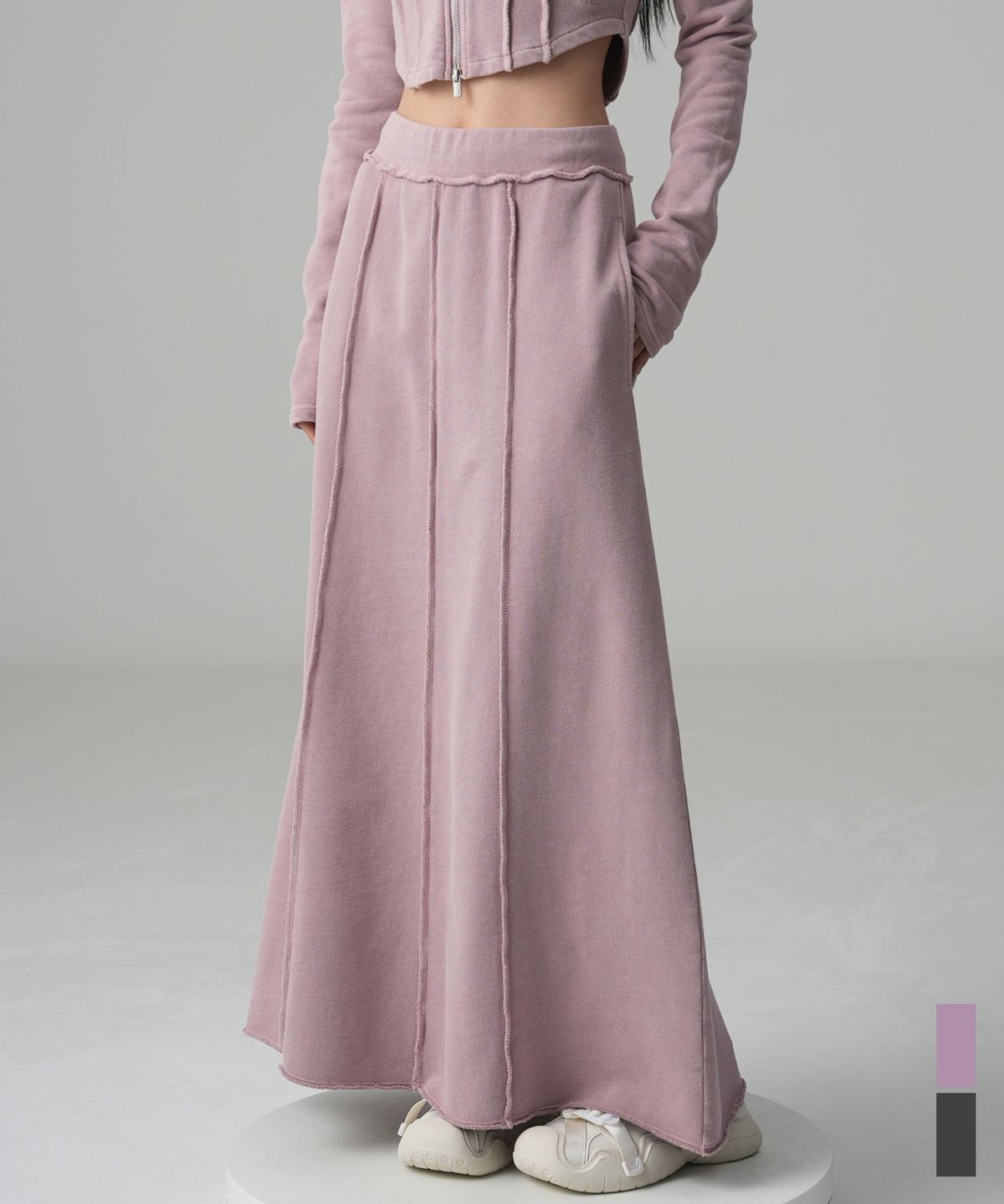 어반드레스(AVANDRESS) 3D Cutting Maxi Skirt - 2COL