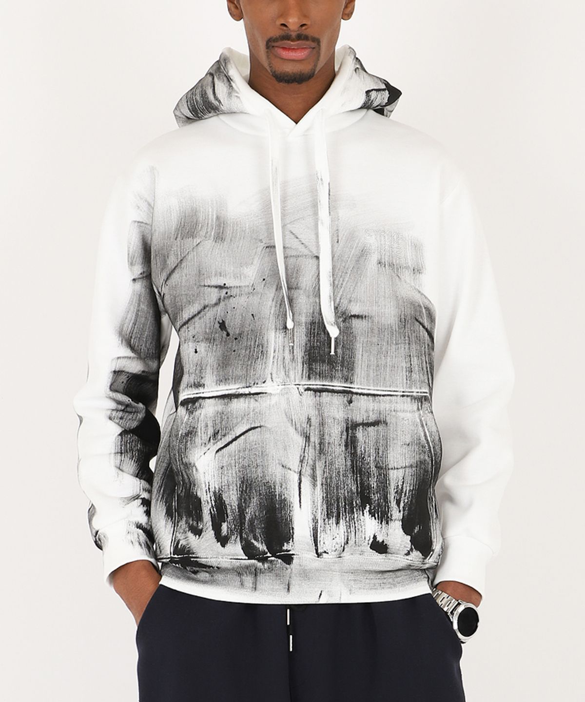스트라이크(STRIKE) Studded Logo Painting White Hoodie