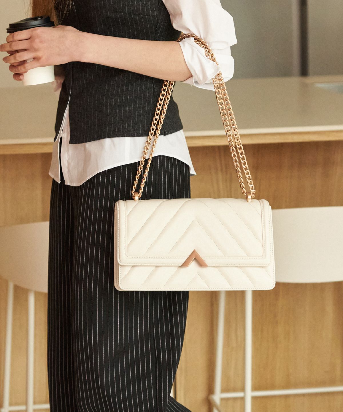 벨류엣(VALLUAT) Edero Quilting bag_White Beige