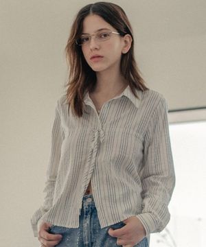 스트랩 디테일 코튼 스트라이프 셔츠_아이보리