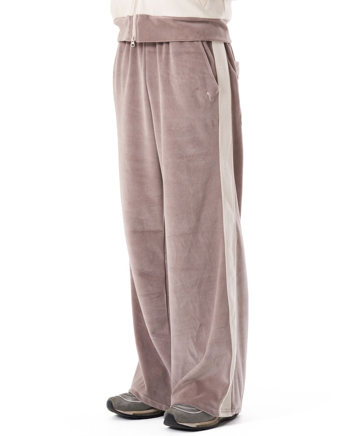 아캄(AAKAM) Western Piping Track Pants (Beige)
