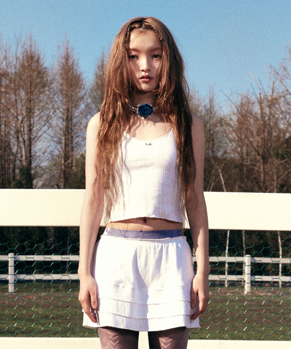 유희(YOUHEE) EYELET SLEEVELESS WHITE