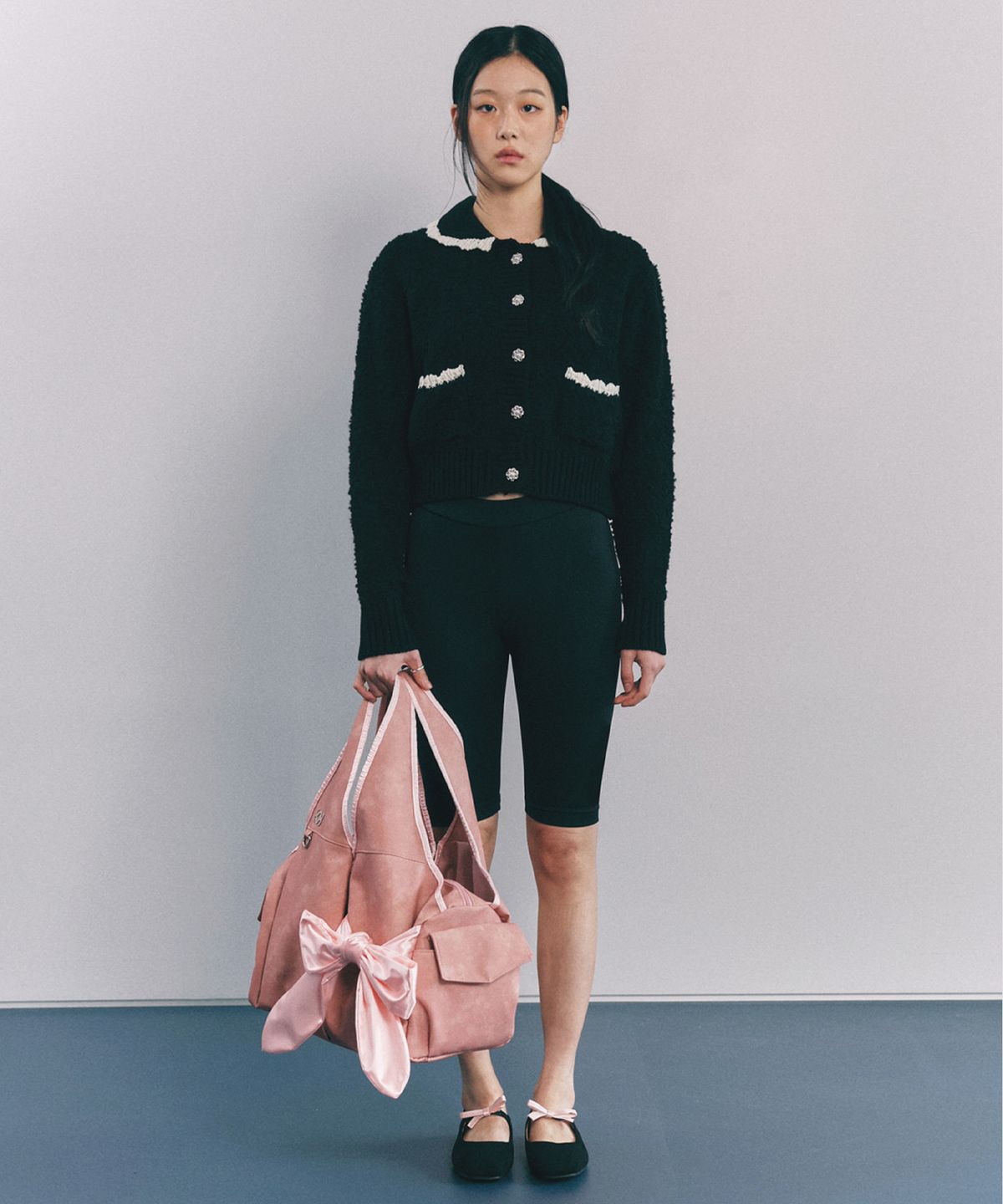 시월107(SIWEOL107) Alpaca Knit Cardigan (Black)