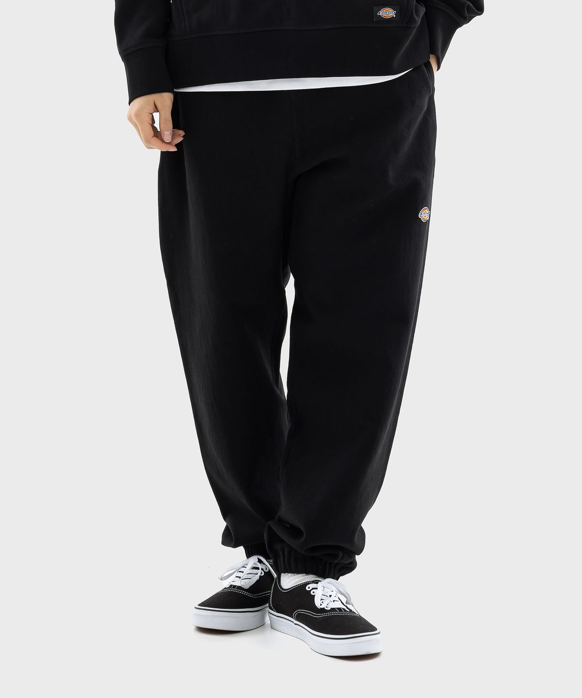 디키즈(DICKIES) 멀티 로고 헤비웨이트 스웨트팬츠 Black