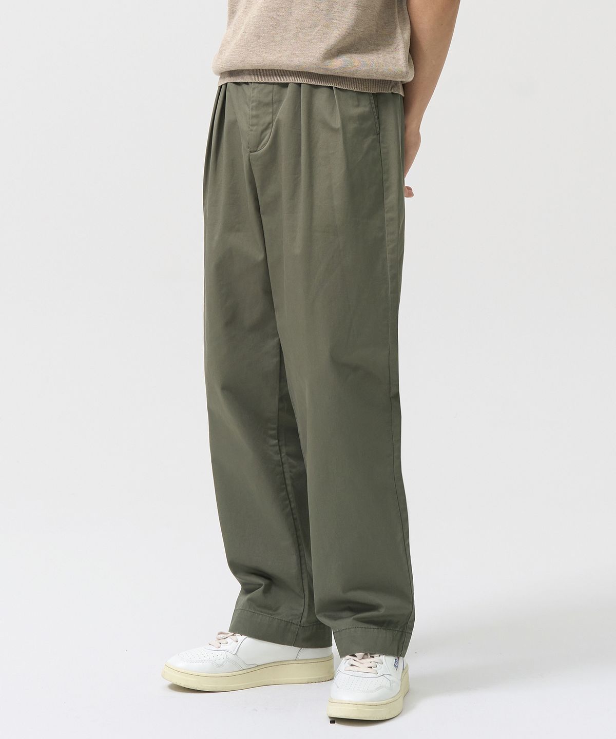토피(TOFFEE) 투턱 치노 팬츠 (KHAKI)