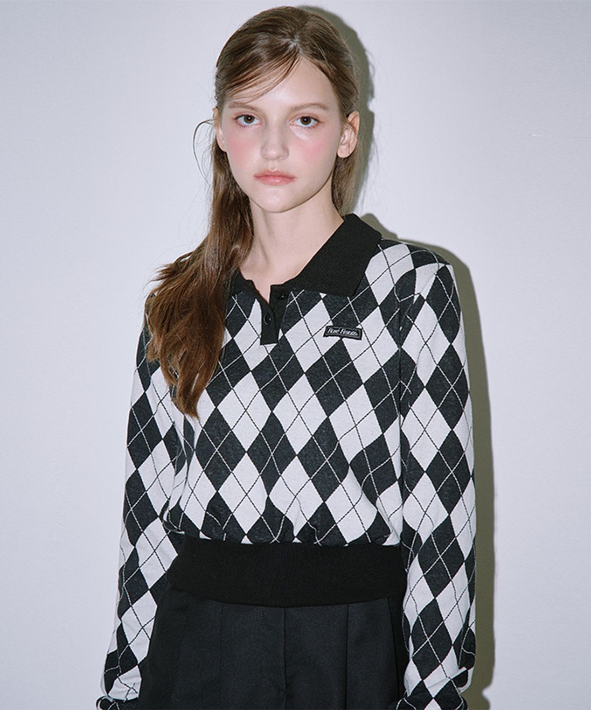 로제프란츠(ROSEFRANTZ) Argyle Pattern collar T-shirt [Black]