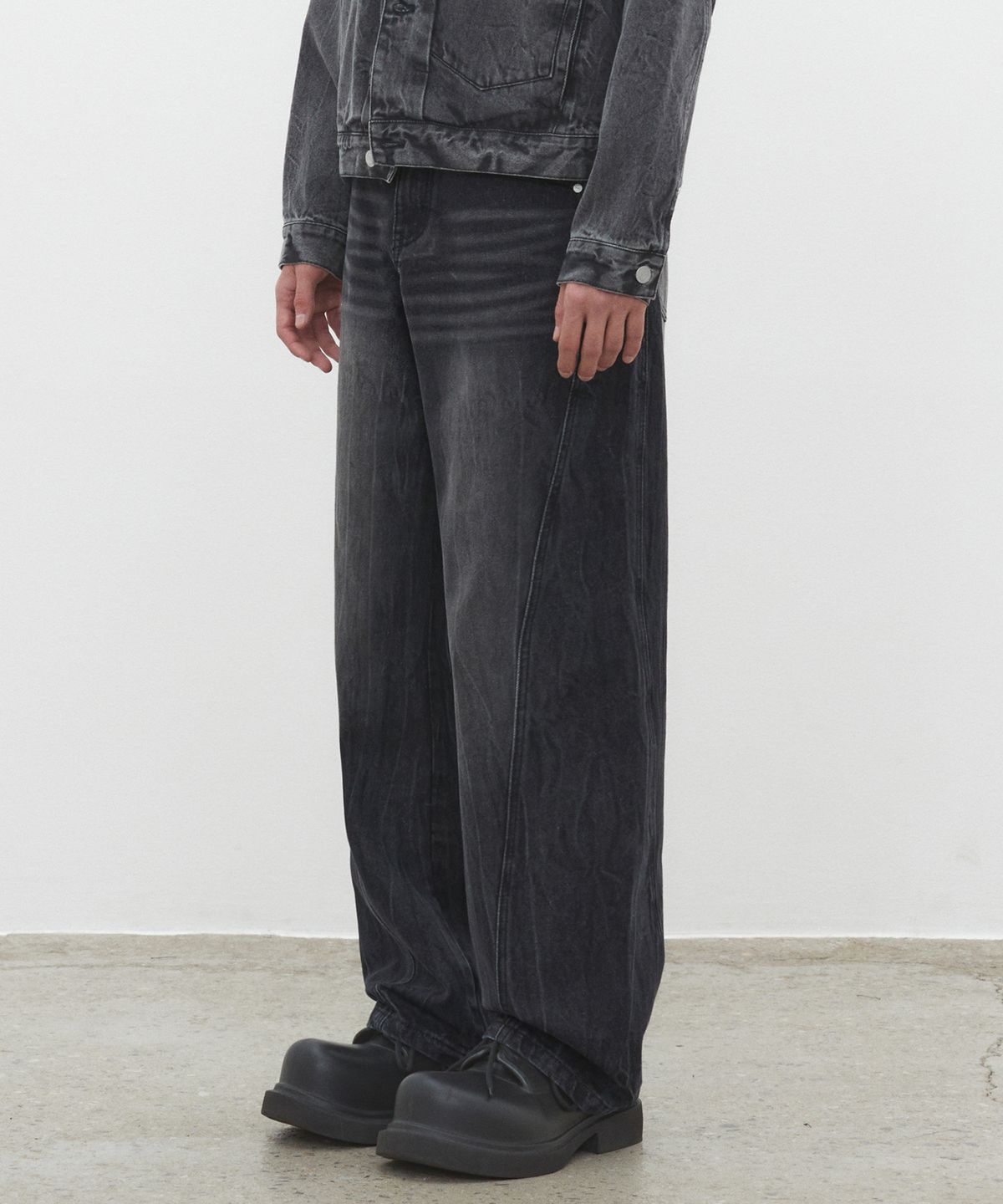 데케트(DECET) Curved Wide Jeans DCPT033CRBlackB