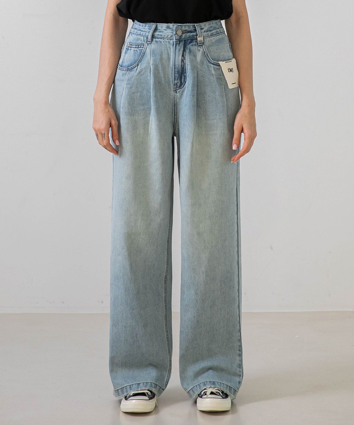 논앤논(NON AND NON) TWO PINTUCK WIDE DENIM PANTS_NSDP436 (Lightblue)