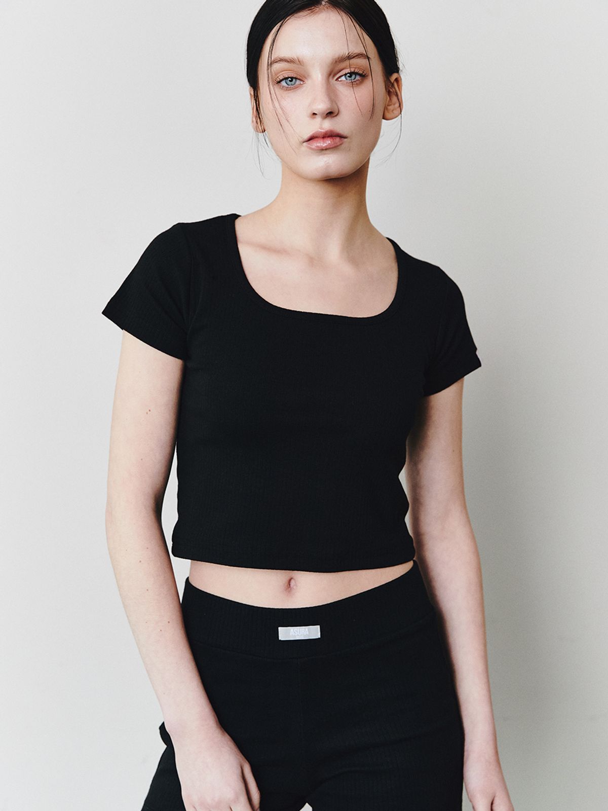 아수라(ASURA) AS BASIC SQUARE CROP T [BLACK]