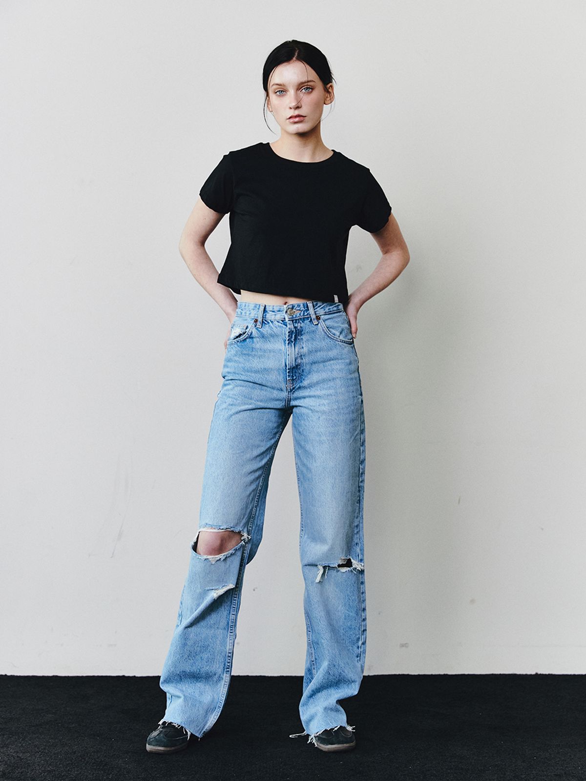 아수라(ASURA) AS BASIC ROUND CROP T [BLACK]