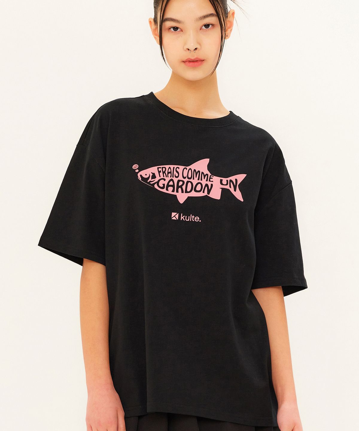 쿨트(KULTE) FISH T-SHIRT BLACK