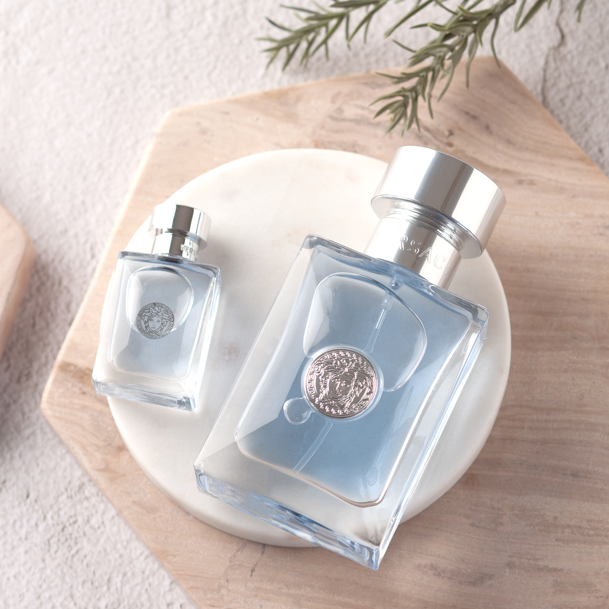 베르사체 퍼퓸(VERSACE PERFUME) 뿌르 옴므 EDT 50ML + 뿌르 옴 미니어처 [선물박스]