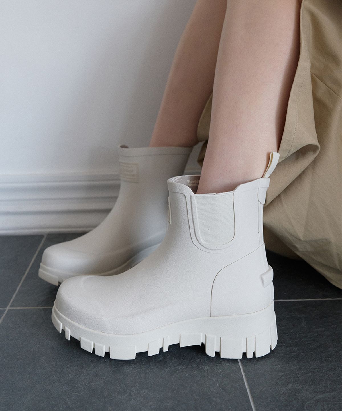 락피쉬웨더웨어(ROCKFISH WEATHERWEAR) FLATFORM CHELSEA RAIN BOOTS - 5 colors