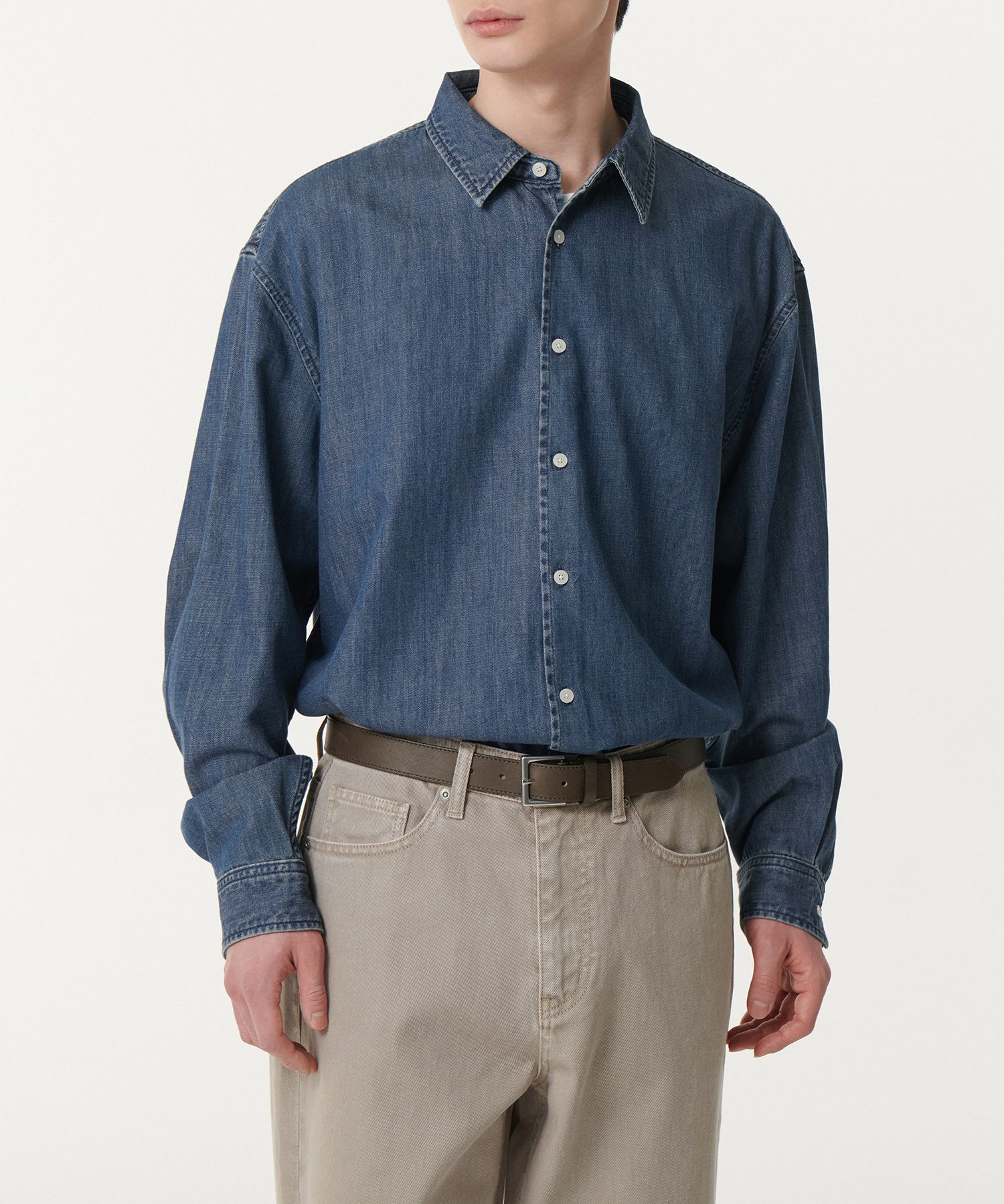 ★MUSINSA STANDARD★ Relaxed denim shirt medium indigo MMDNH MUSINSA | MUSINSA STANDARD Relaxed Denim Shirt [Medium Indigo]