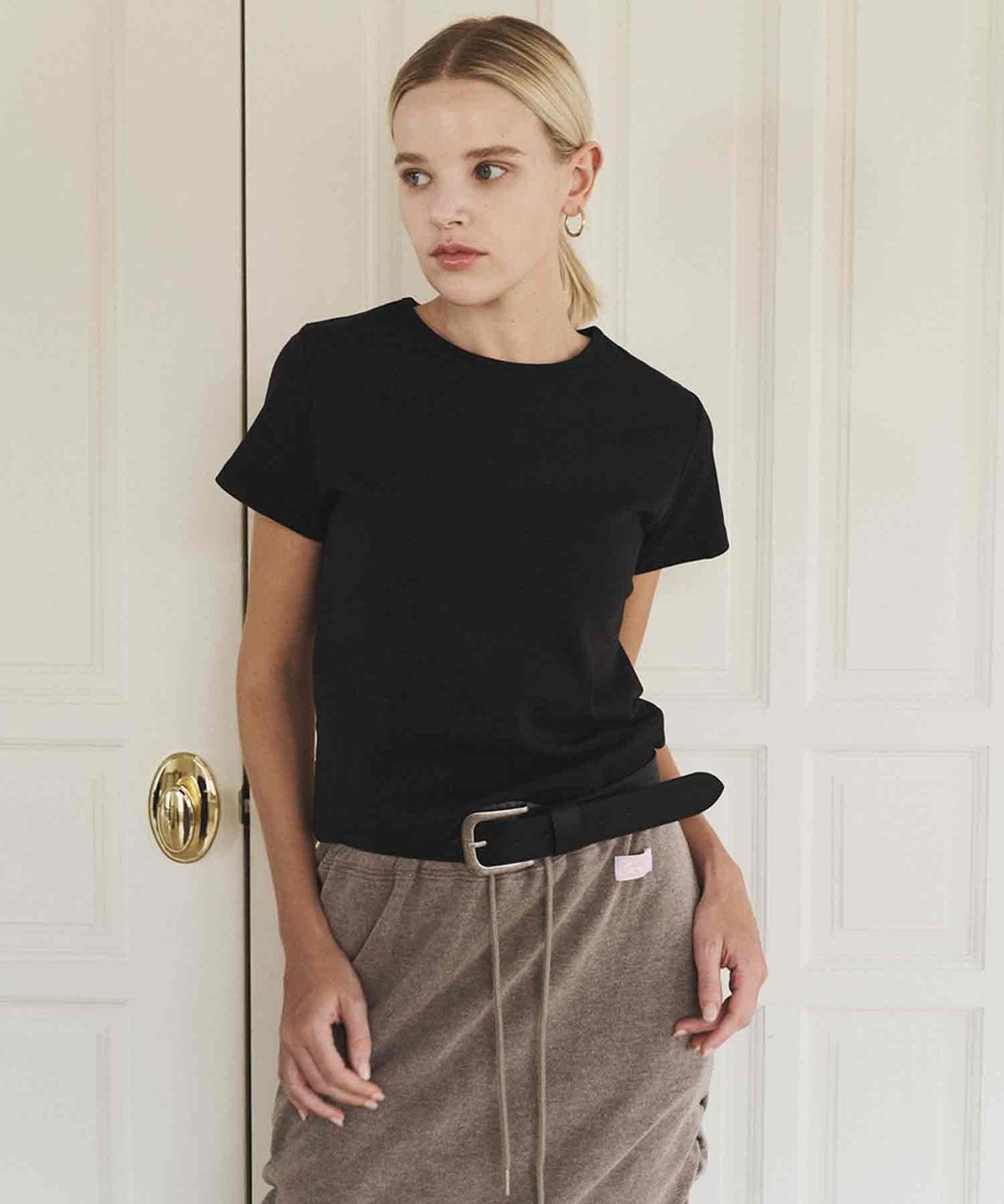 딜라이디(DELIDI) Zenity T-shirt (black)
