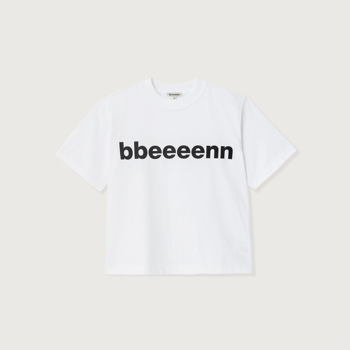 벤(BBEEEENN) 볼드 로고 티셔츠_아이보리
