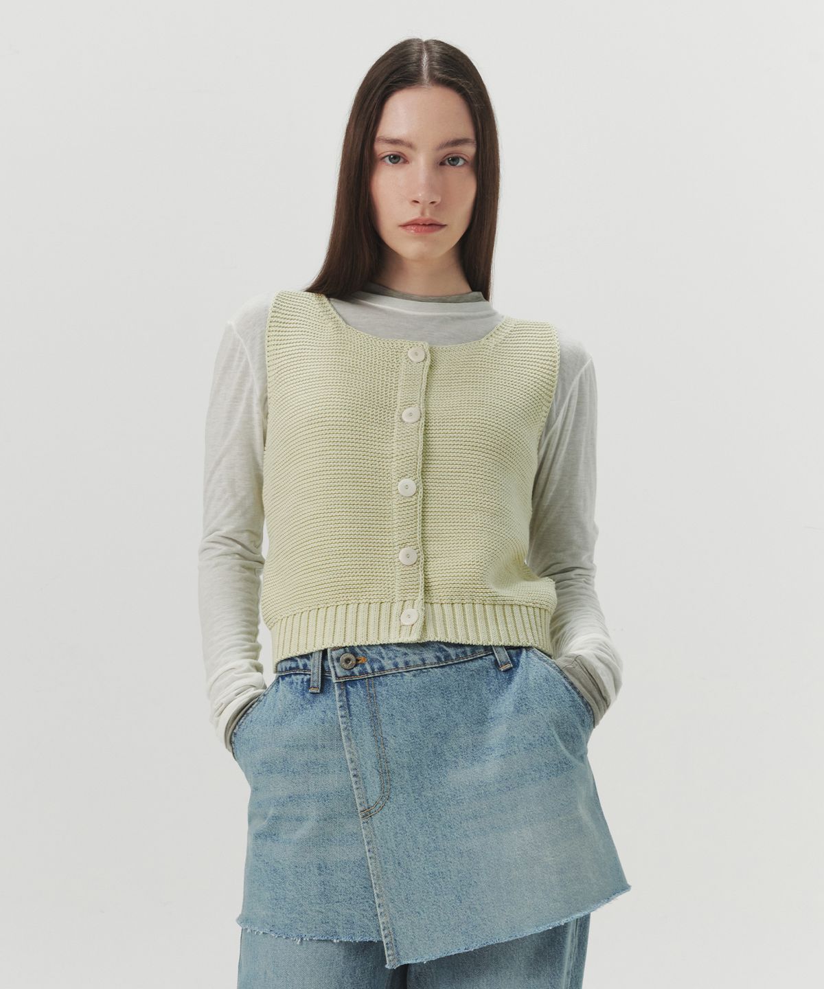 르바(LEVAR) Wale Reverse Knit Vest - Lime