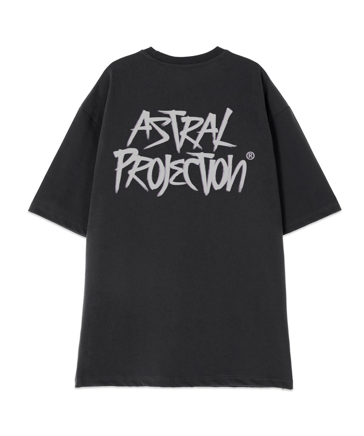 아스트랄 프로젝션(ASTRAL PROJECTION) [오버핏]그래피티 레터링13수 면 라운드 넥 반팔 티셔츠_차콜