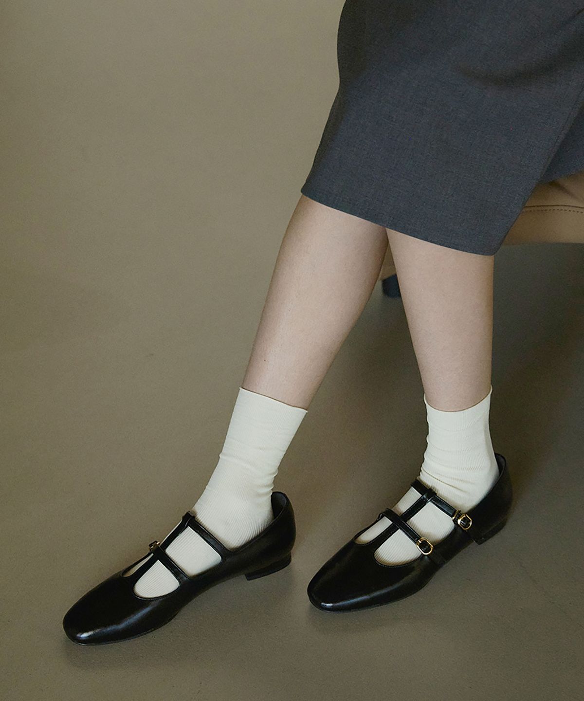 트레텐(TRETEN) Double Strap Flat Shoes
