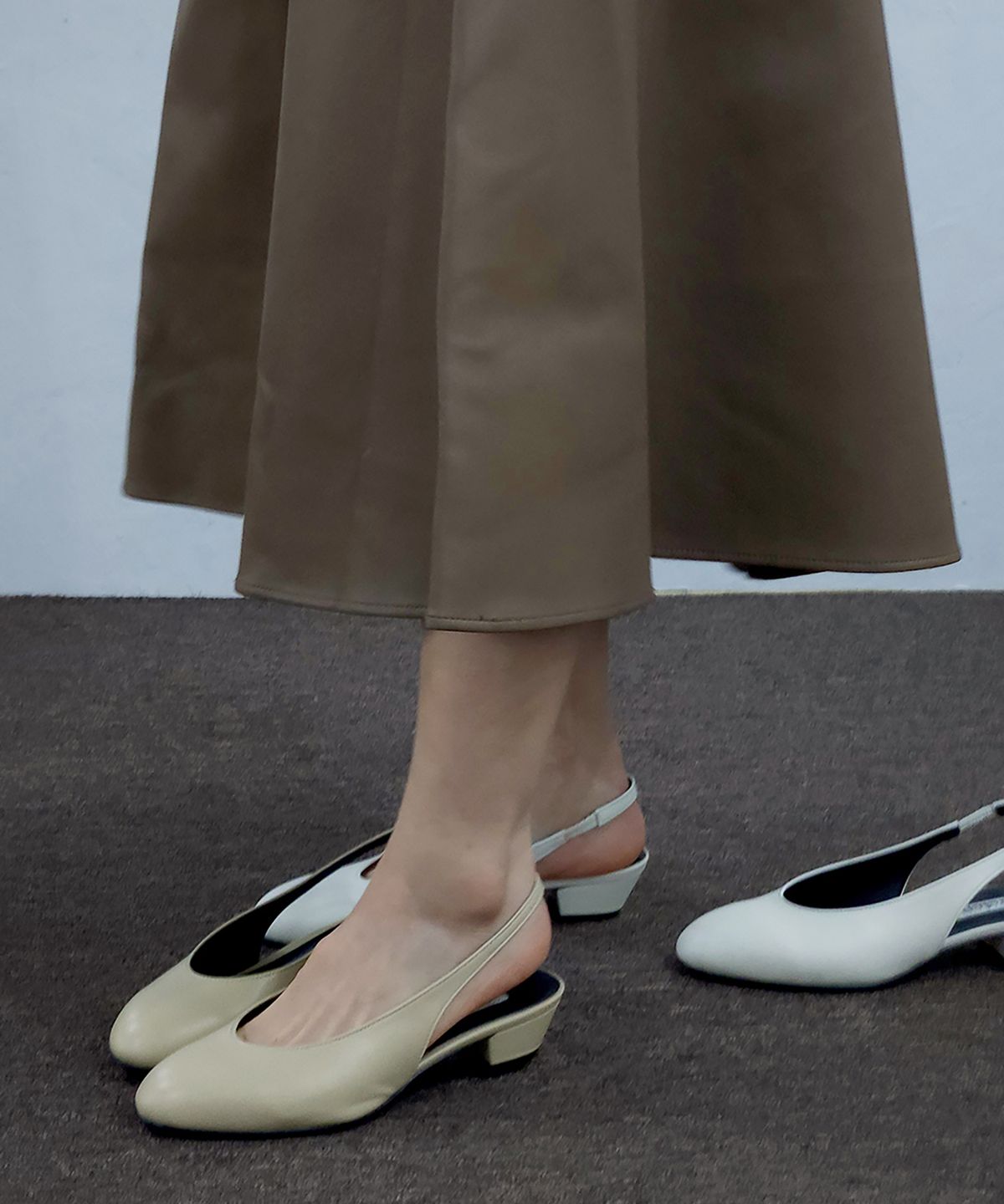 트레텐(TRETEN) Round toe Slingbacks (3cm)