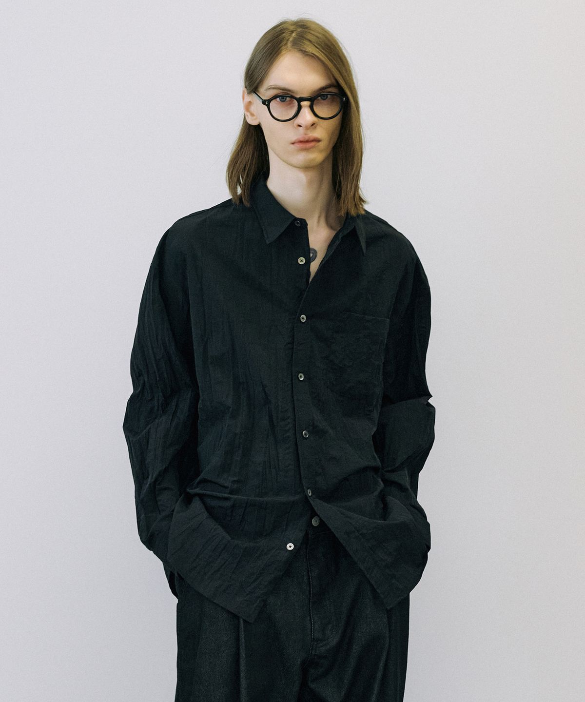 엔도어(ENDOOR) Crease shirt (black)