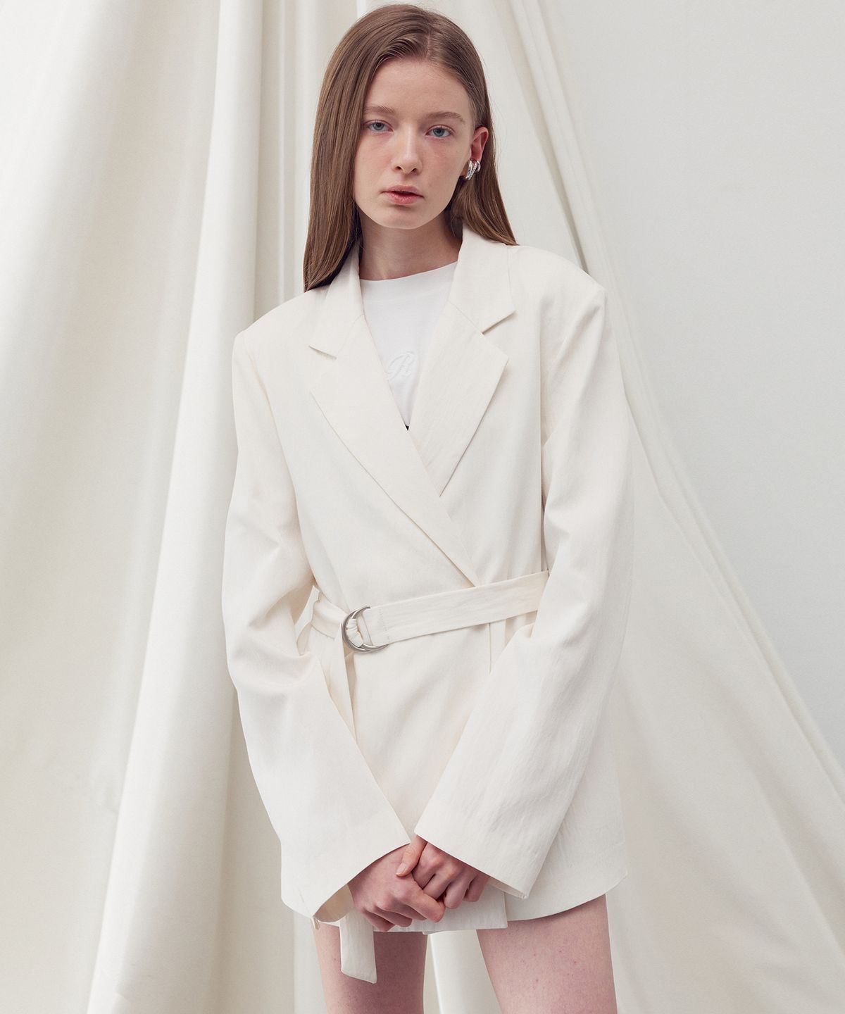 리이(RE RHEE) D-RING BELTED JACKET IVORY