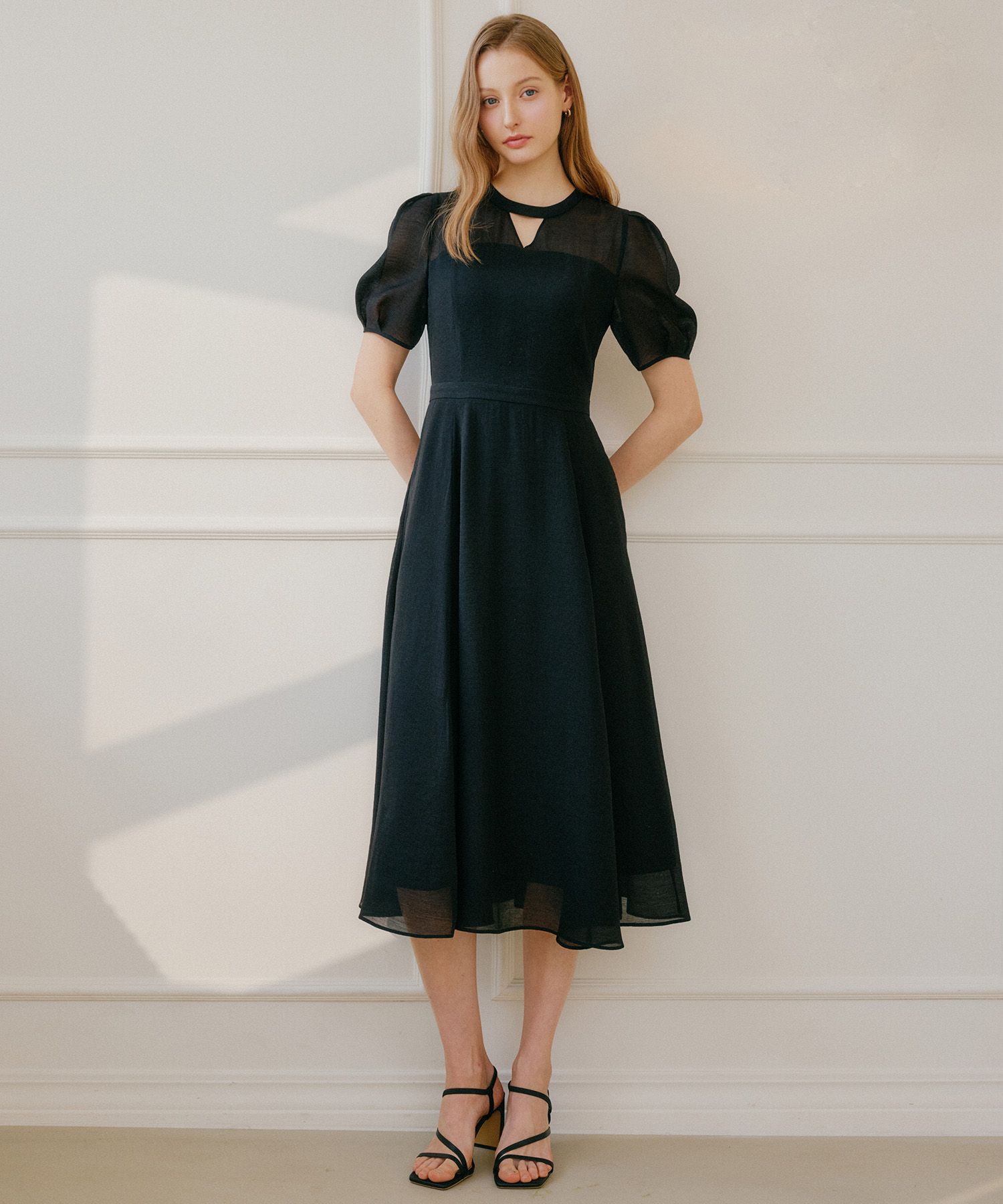 MUSINSA公式 | LOOKAST アリスシースルーワンピース / ALICE SEE