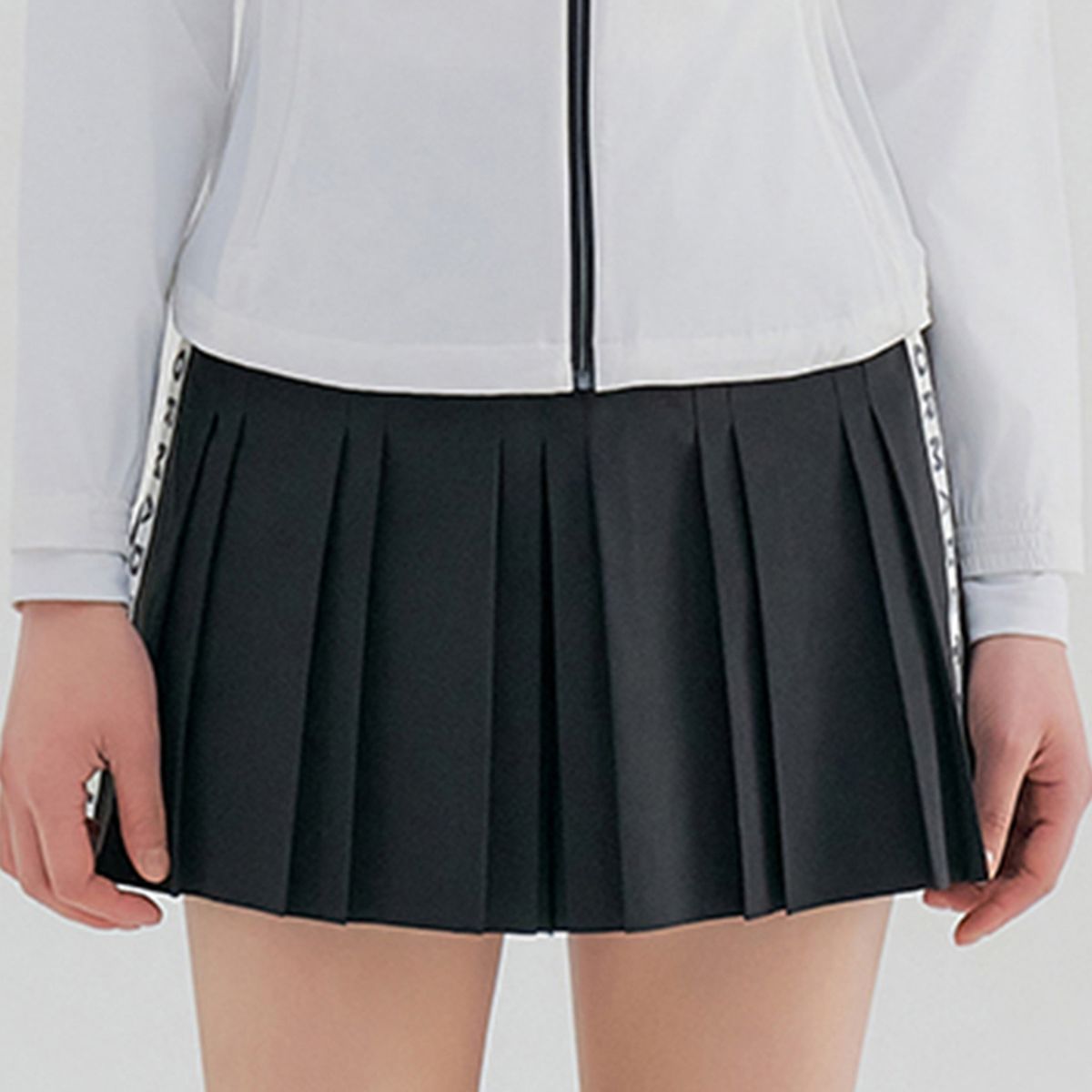 테일러메이드 어패럴(TAYLORMADE APPAREL) 여성 전체 주름 반바지 TPN-51HG82-199