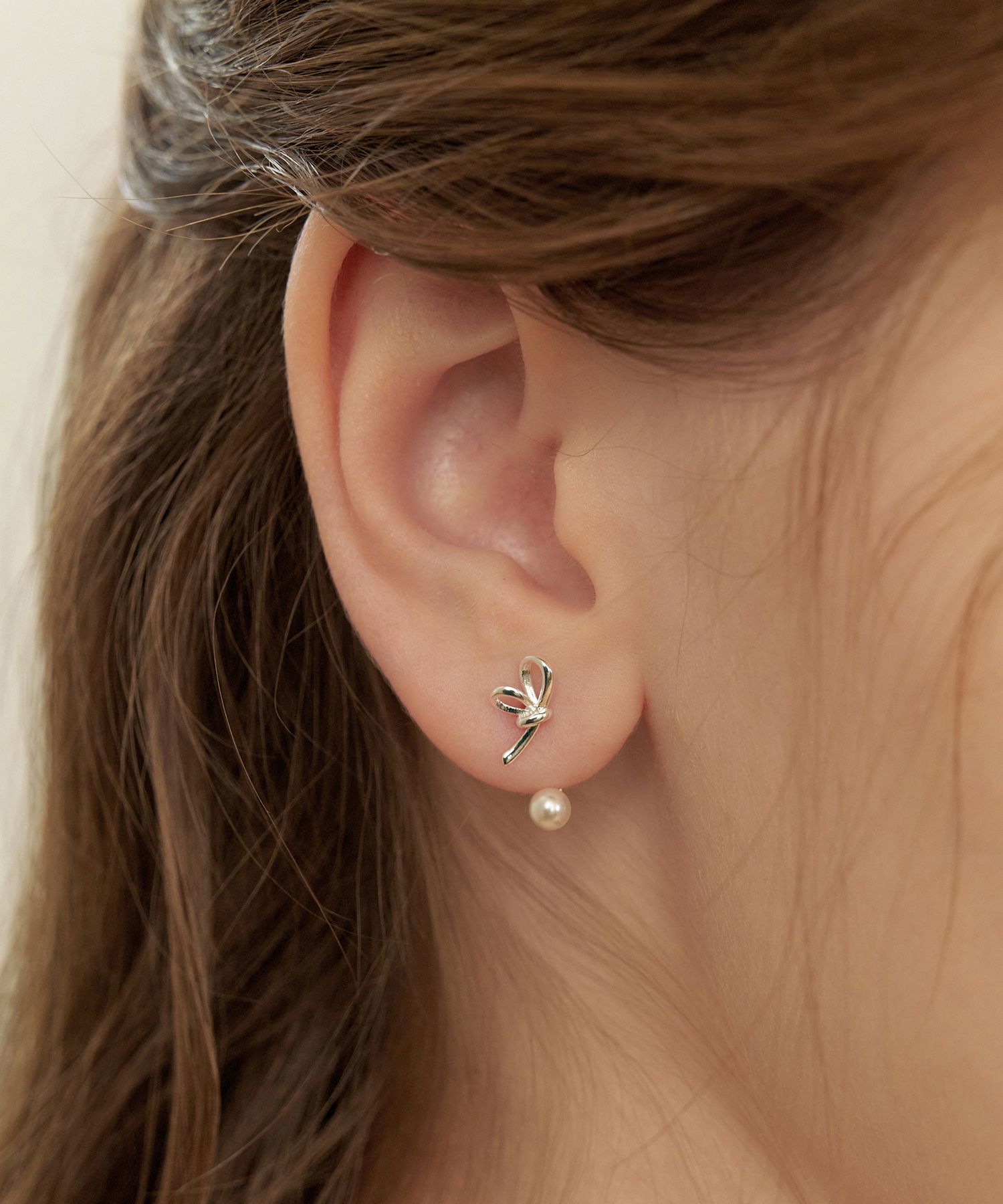 【TATIANA】Ballerina Ribbon Pearl EarJacket Earring EC3093 MUSINSA | TATIANA (Silver 925) Ballerina Ribbon Pearl Ear