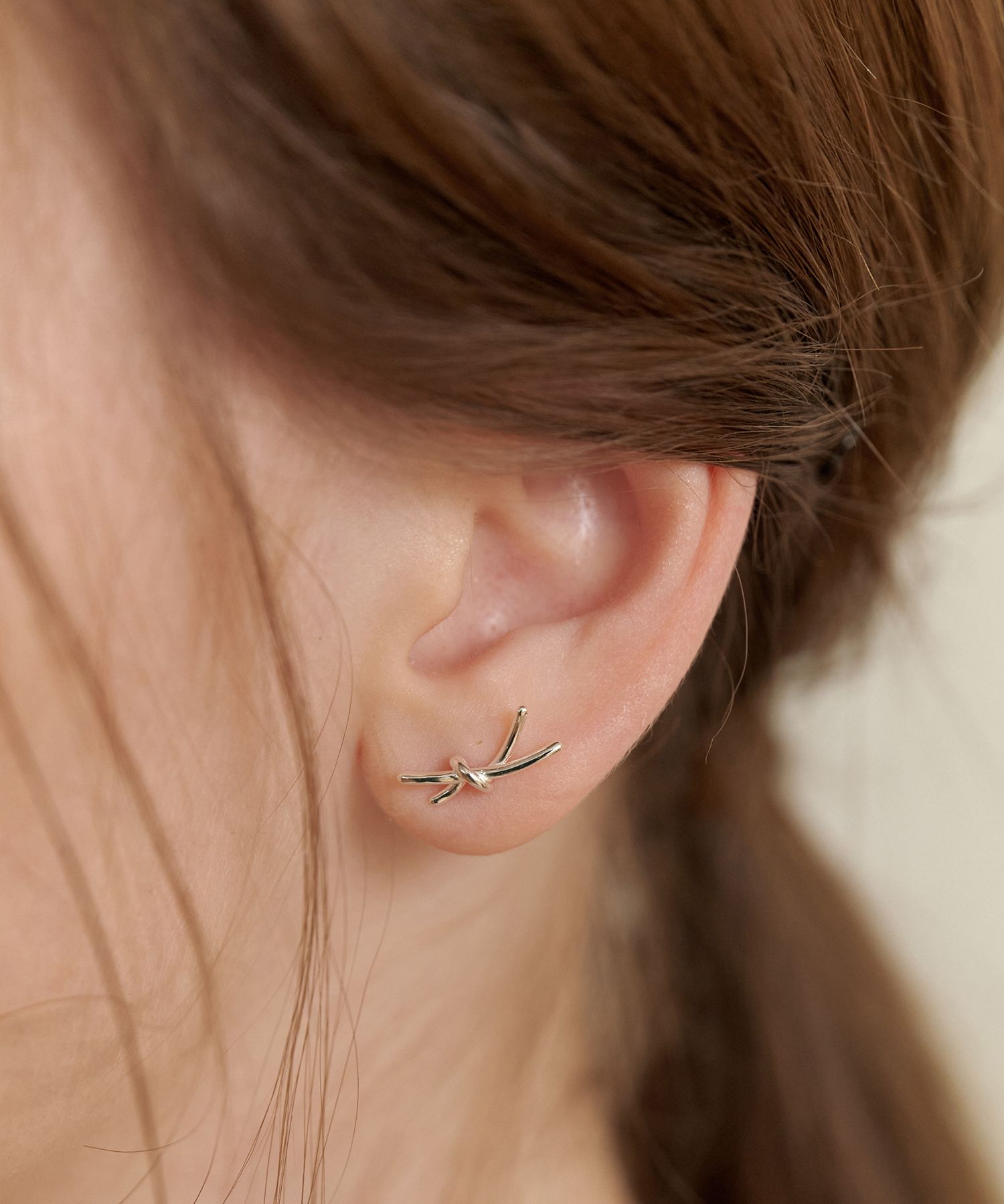 イヤリング TATIANA Silver 925 Cross Ribbon Earrings EC3095 MUSINSA | TATIANA (Silver 925) Cross Ribbon Earring EC3095