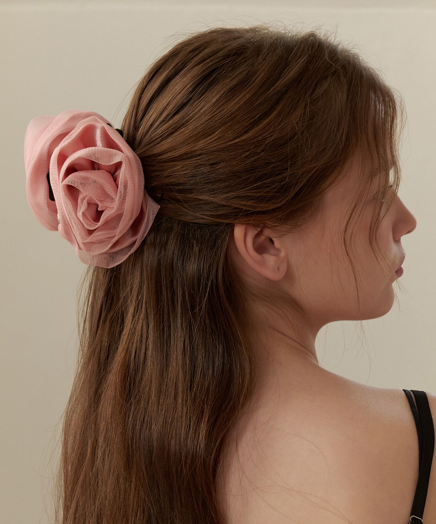 ヘアアクセサリー TATIANA Pom Pom Rose Hair Crow Clip HB2253 MUSINSA公式 | TATIANA Pom Pom Rose Hair Crow Clip HB2253