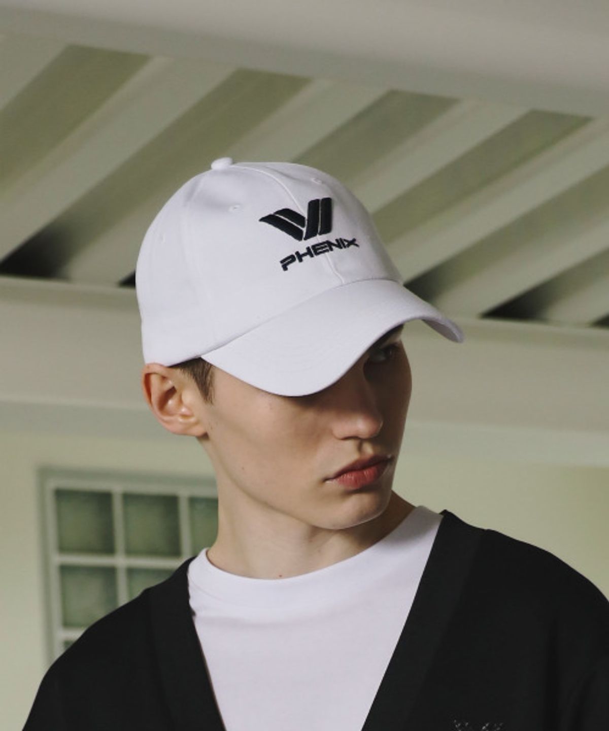 피닉스(PHENIX) 피닉스 V 로고 스포츠 볼캡 [화이트]
