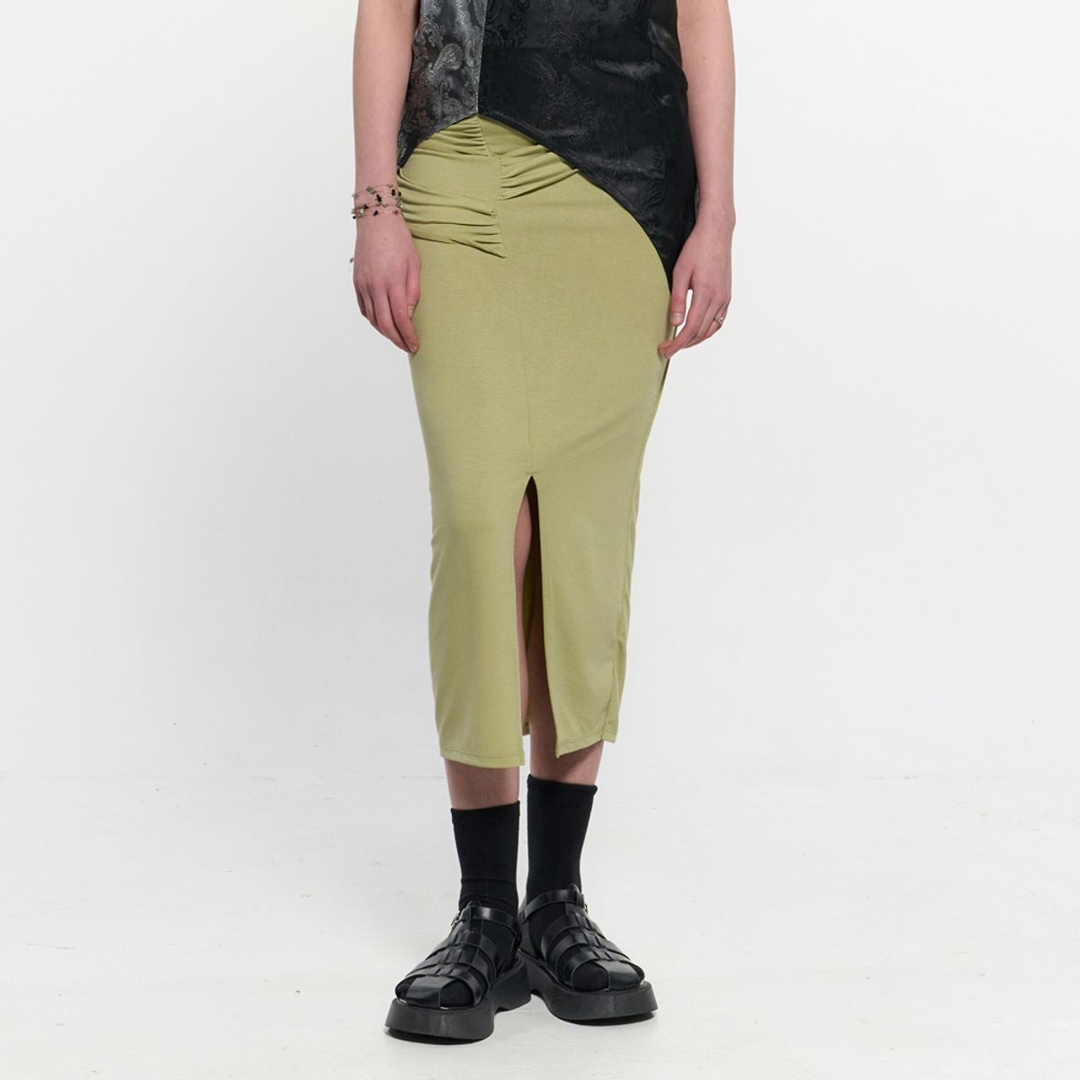 킴지수(KIMZISU) Shirring Layered Slit Skirt _ OLIVE GREEN