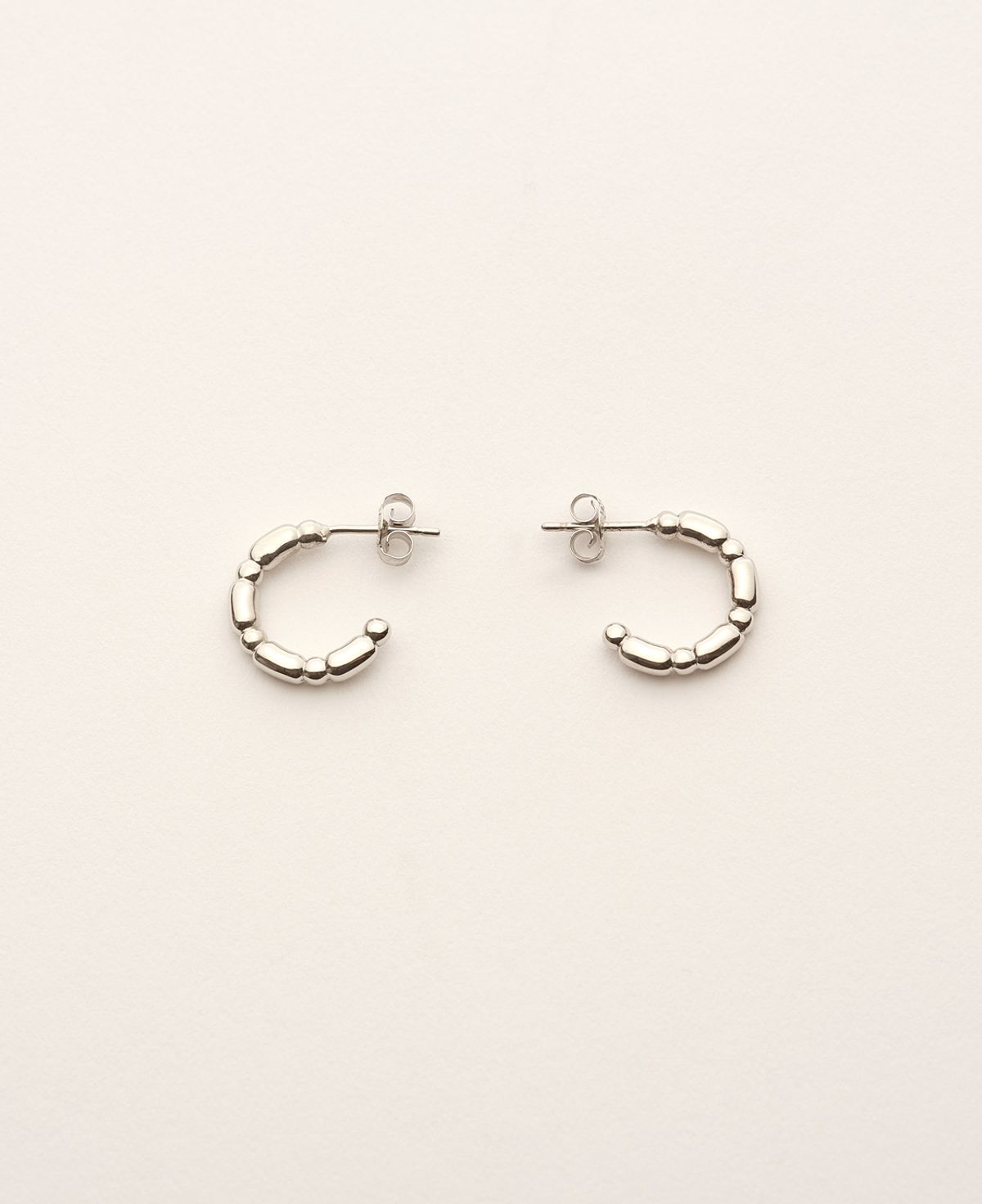 베누아(BENOIT) ER03SL Roman Puff Earrings [Silver]