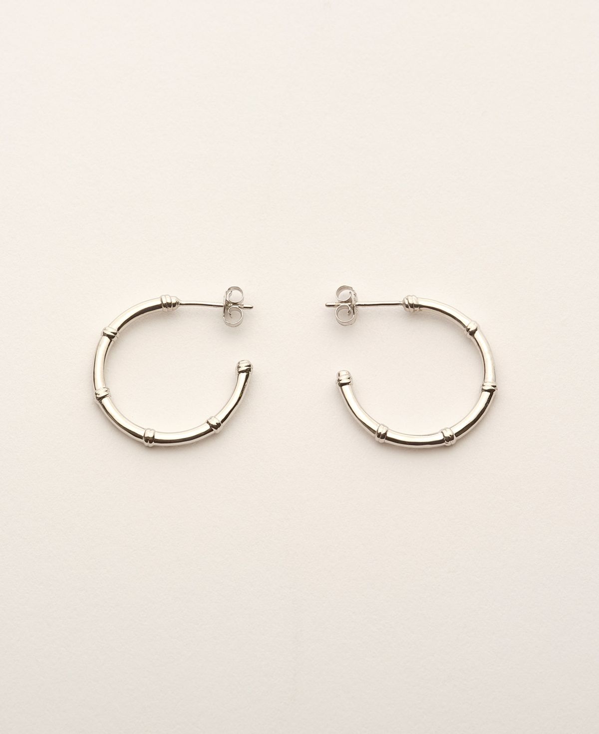 베누아(BENOIT) ER04SL Roman Slim Earrings [Sliver]