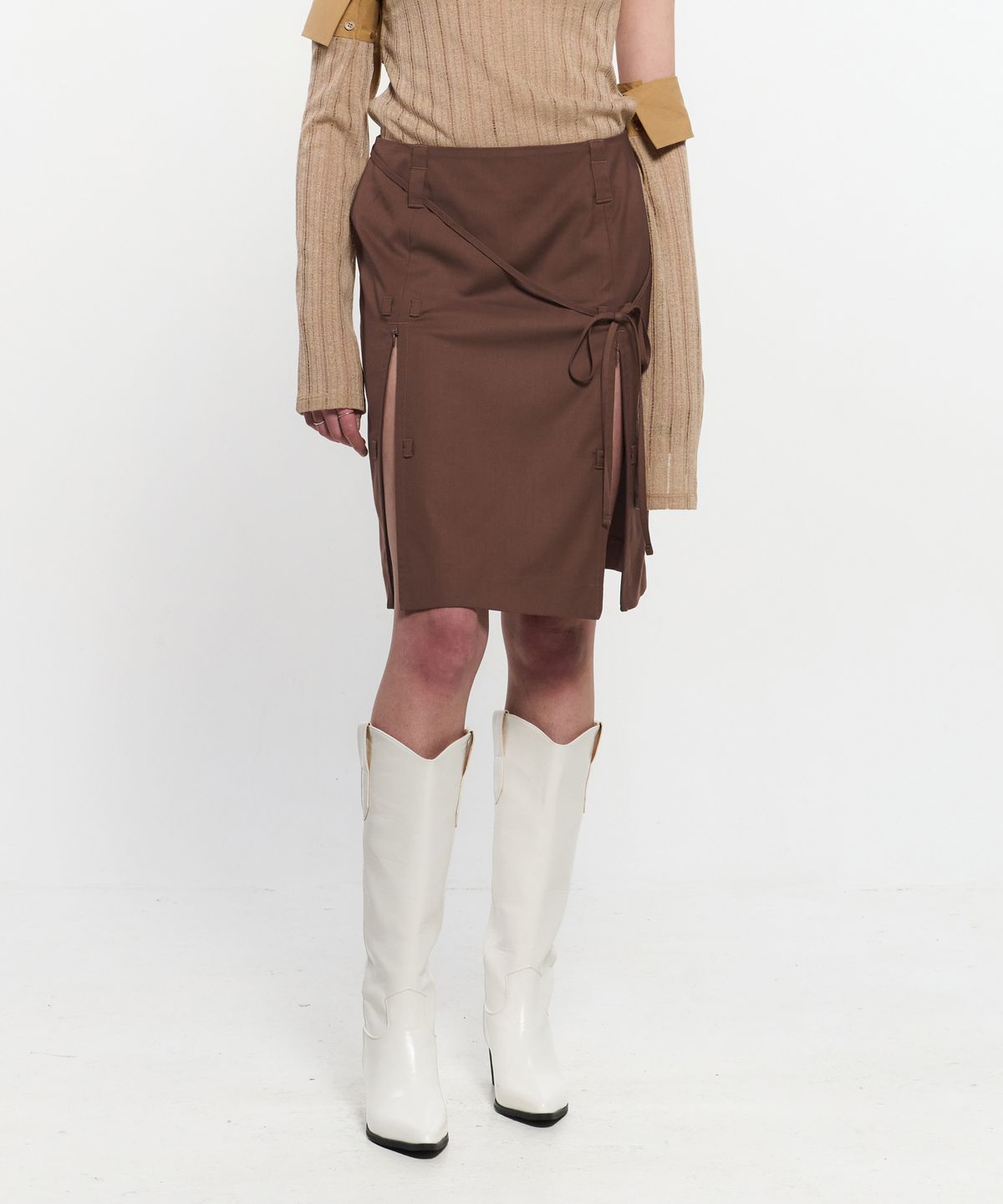 킴지수(KIMZISU) Ribbon Tied Slit Skirt _ BROWN