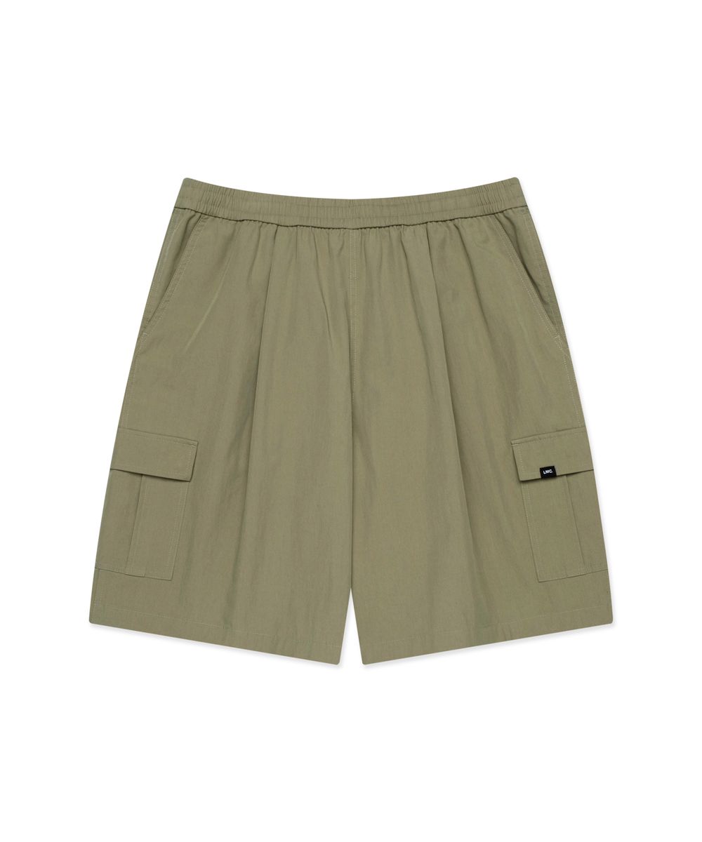 WIDE CARGO SHORTS dark green