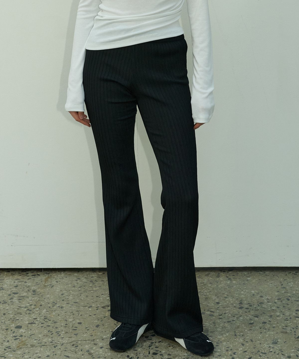 쏘이르(SO IR) WRINKLE BANDING PANTS - BLACK