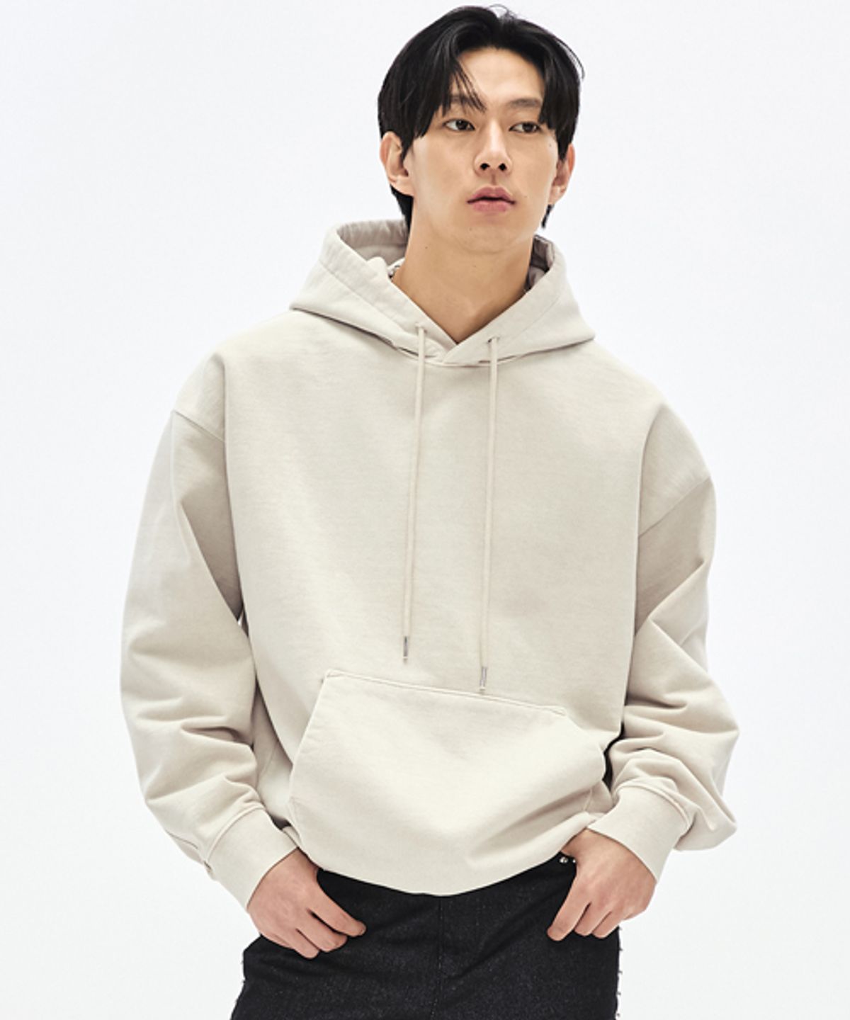 소버먼트(SOVERMENT) 980G 피그먼트 컷 후드-샌드 베이지-