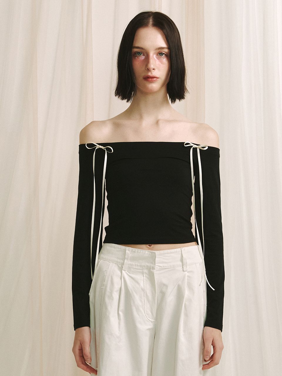 ★MEENDERI★RIBBON OFF-SHOULDER TOP - BLACK★正規品/直送料込 MUSINSA公式 | MEENDERI RIBBON OFF-SHOULDER TOP - BLACK