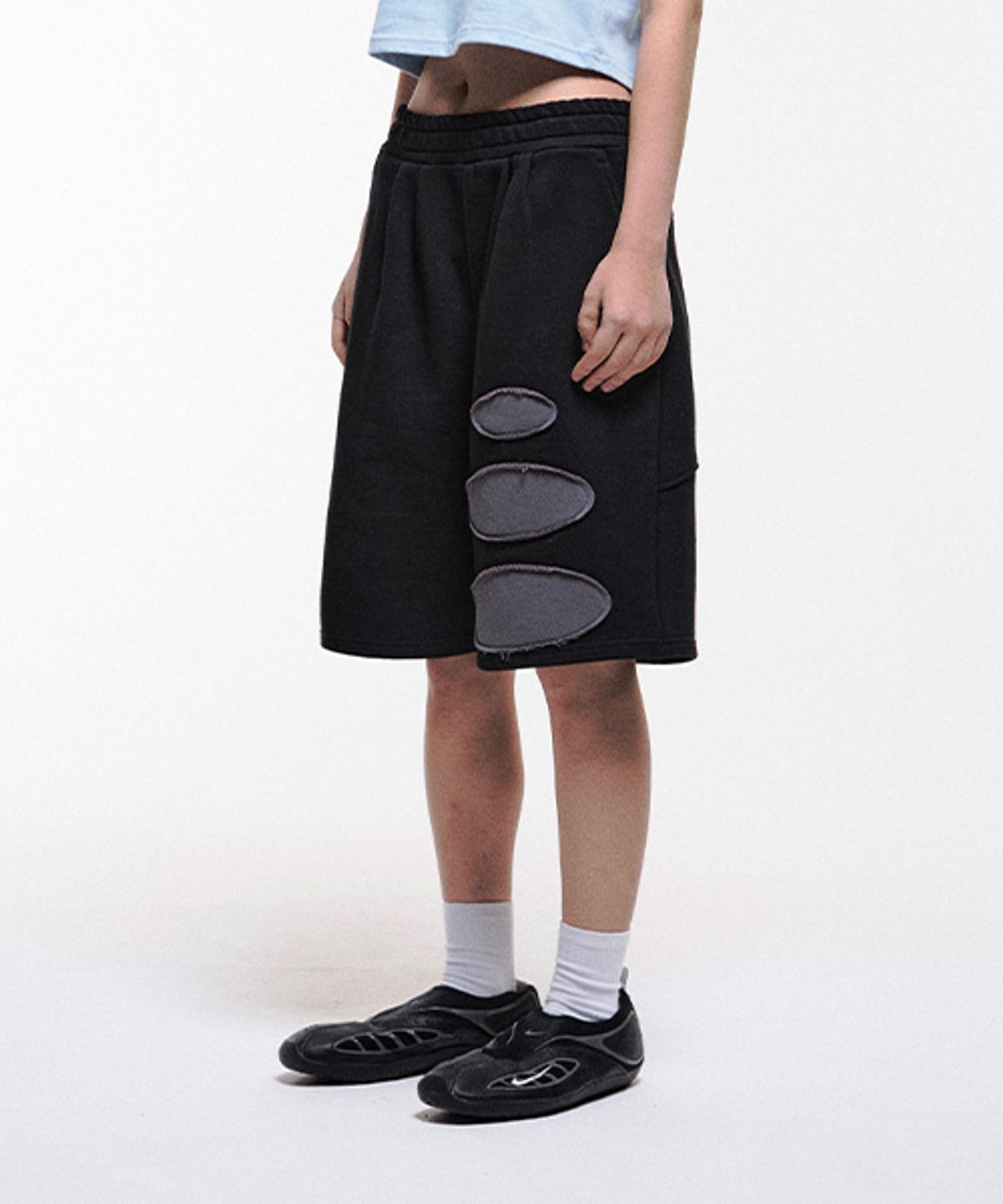 더콜디스트모먼트(THECOLDESTMOMENT) TCM stone half sweat pants (black)