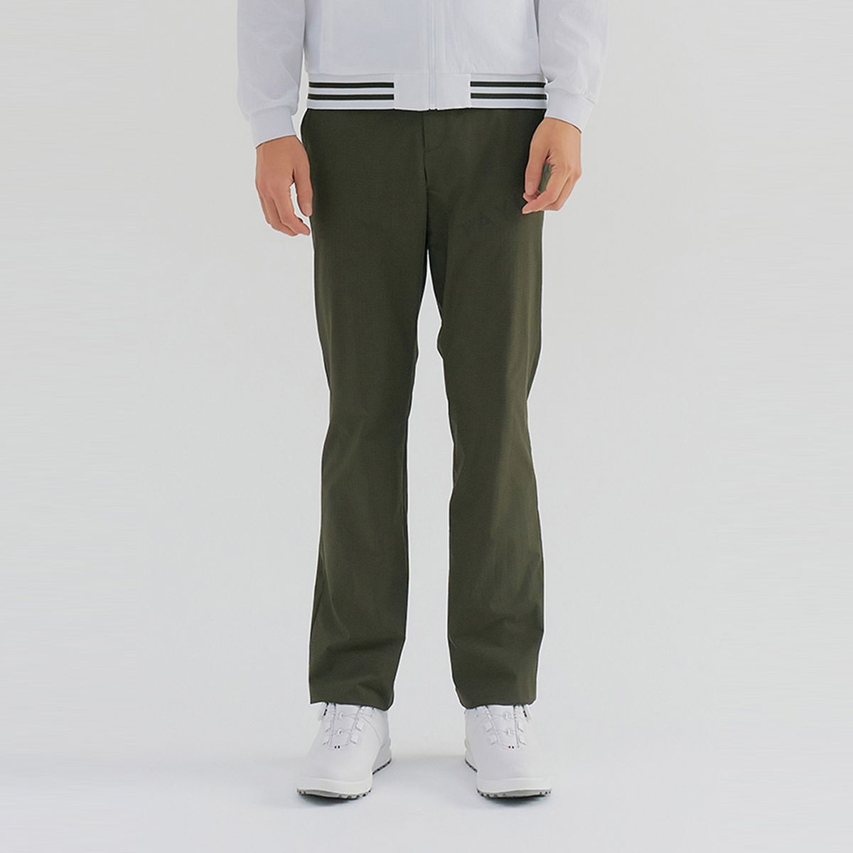 테일러메이드 어패럴(TAYLORMADE APPAREL) 남성 엠보 소재 팬츠 TPN-21HG85-816