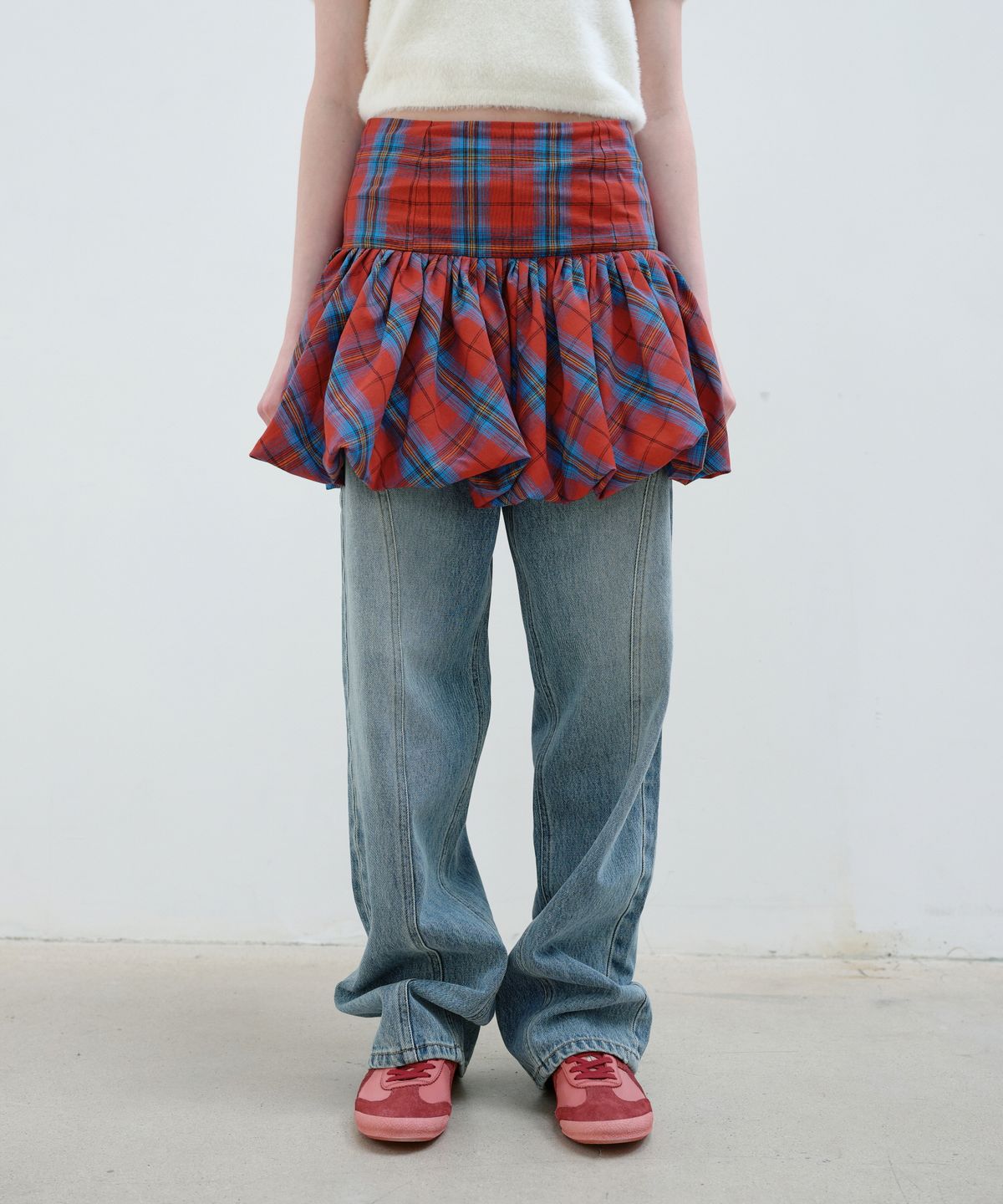 아옵트(AOPT) BALLOON MINI SKIRT - RED CHECK