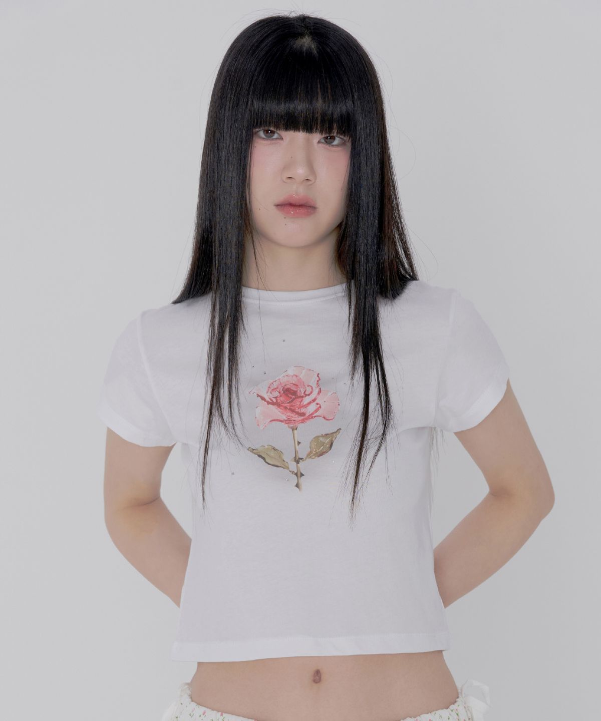 잇자바이브(ITZAVIBE) GLASS FLOWER T SHIRT