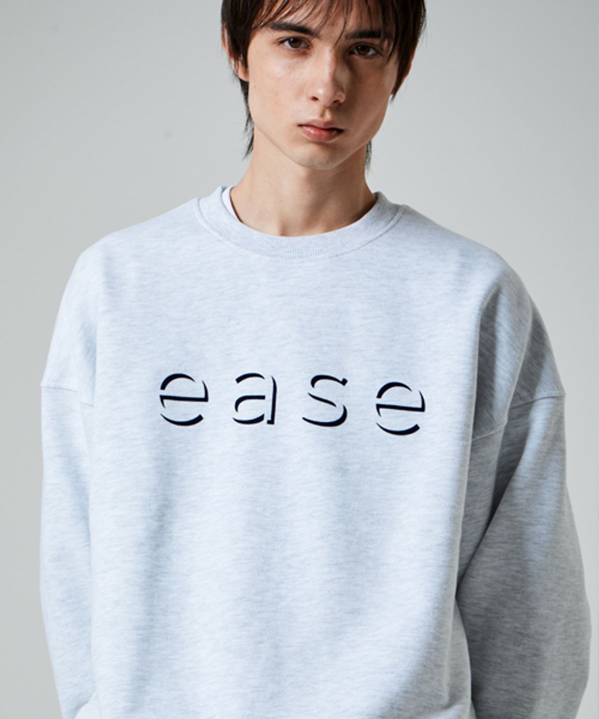 이즈(EASE) ESSENTIAL SWEATSHIRTS_M/WHITE